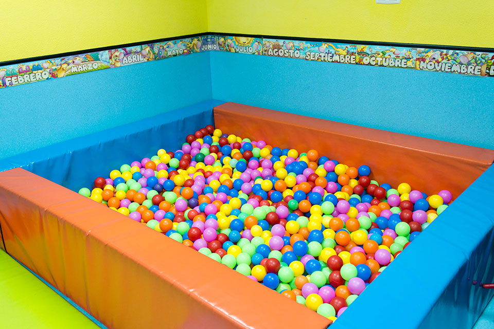 Foto piscina de bolas